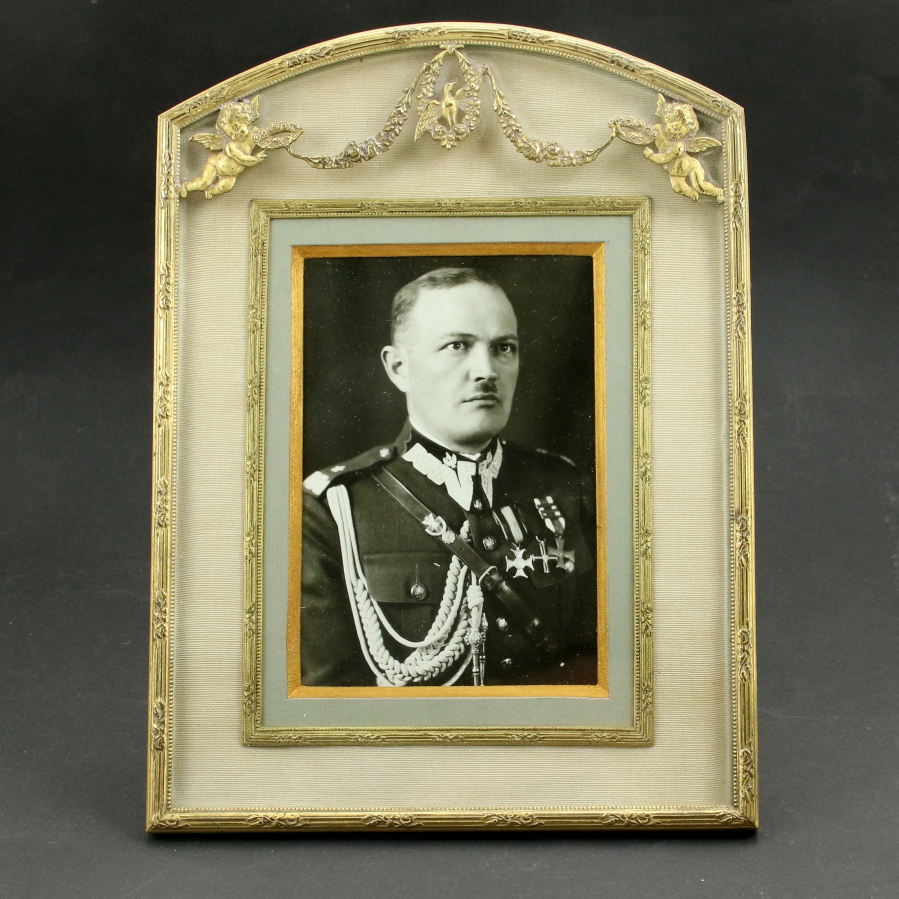 Fotografia gen. bryg. Mieczysława Smorawińskiego z dedykacją wnuczki 